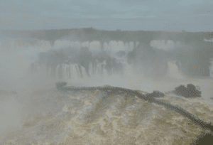 Alterações nas visitas às Cataratas do Iguaçu, devido à Vazão 9 vezes maior do que a normal