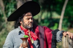 Com voz rouca, Baitaca vai operar a garganta para retirada de nódulo