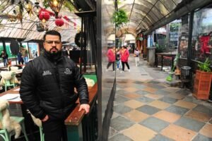 Comerciantes se adaptam a novas regras para abordagem de clientes em Gramado; turistas aprovam mudança