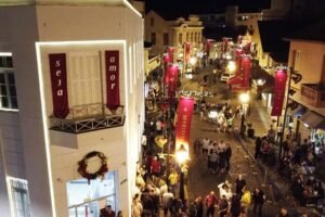 Da abertura do Natal Borbulhante a Fenamassa: Dicas de eventos para curtir o final de semana na Serra