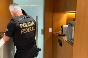 Polícia Federal faz Operação contra Médicos Suspeitos de Fraudar Registro do Ponto no Hospital Conceição