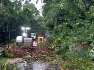 Gramado decreta situação de emergência. Já são 20 horas de chuva intensa na cidade
