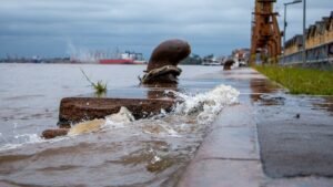 Guaíba terá cheia de grandes proporções nesta semana em Porto Alegre