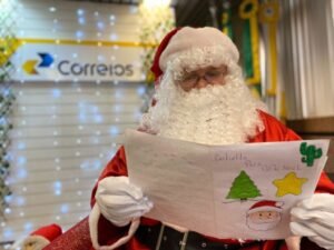 Abertura oficial do Papai Noel dos Correios acontece no próximo sábado (11) na Feira do Livro de Porto Alegre