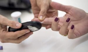 Diabetes é responsável por mais de 28 amputações de pernas e pés por dia no Brasil