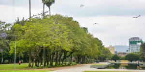 RS segue com tempo instável em quinta abafada, mas deve ter aberturas de sol