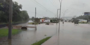 Rolante fica isolada por causa da enchente