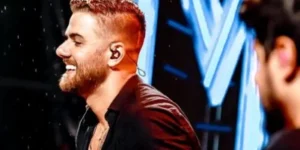 Zé Neto é recebido com festa em aeroporto após acidente: ‘Nasci de novo’