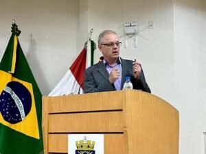 PRESIDENTE DA ASSOCIAÇÃO SAO VICENTE DE PAULO UTILIZOU A TRIBUNA LIVRE DA CÂMARA DE VEREADORES
