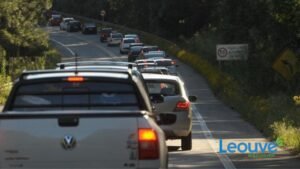 Cerca de 58 mil veículos da serra devem passar pela Rota do Sol rumo ao litoral neste feriado de Natal