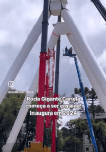 🎡RODA GIGANTE de CANELA começa a ser erguida!