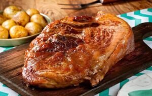 Pernil de porco na ceia de ano novo – Veja 3 receitas deliciosas