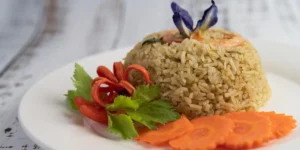 Alimentação equilibrada e prática de exercícios auxiliam nos níveis de colesterol