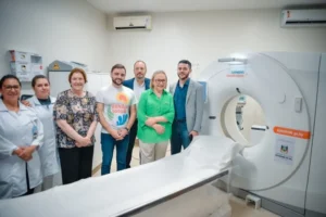Governo do Estado entrega novo tomógrafo ao Hospital Santa Luzia de Capão da Canoa