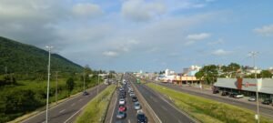 Movimento Intenso no Retorno do Feriadão:  Freeway em Osório