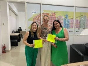 IMBÉ RECEBE PULSEIRAS DE IDENTIFCAÇÃO DO PROJETO CRIANÇA SEGURA