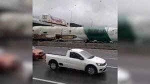 Avião que ia para cidade catarinense causa confusão e é parado pela polícia