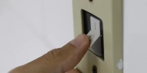 Conta de luz deve ficar 5,6% mais cara em 2024, estima Aneel