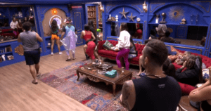 Vanessa Lopes aperta Botão de Desistência do BBB 24