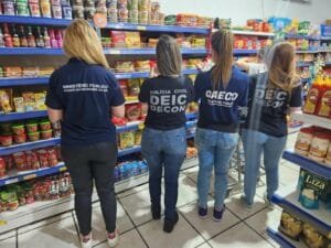 400 kg de Produtos Impróprios para Consumo são apreendidos em Torres