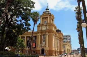 Museu de Arte do Rio Grande do Sul tem programação gratuita de oficinas neste mês