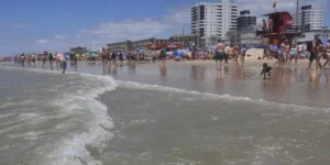 Bandeira Vermelha e Mar Agitado marcam Sábado de Verão no Litoral Norte do RS