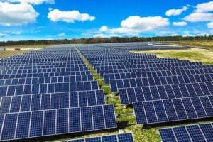 Nova política industrial reforça compromisso com a transição energética da fonte solar