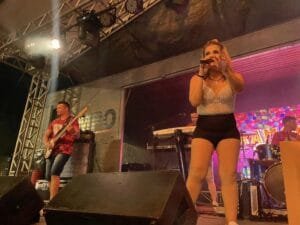 Última noite do Tramandaí Folia no palco da Beira-Mar