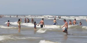 Calor e Bandeira Verde no Litoral Norte, nesta Segunda-feira