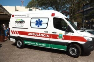 MUNICÍPIO DE OSÓRIO REALIZA ENTREGA DE UMA AMBULÂNCIA