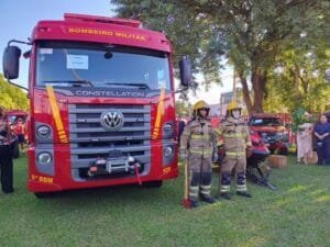 GOVERNO DO ESTADO ENTREGA CAMINHÃO NOVO AOS BOMBEIROS DE OSÓRIO