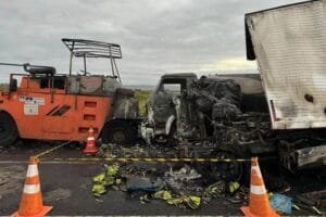 APÓS ACIDENTE QUE VITIMOU CAMINHONEIRO NA FREEWAY, CCR-VIA SUL GARANTE QUE PISTA ESTAVA SINALIZADA