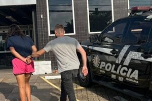 Polícia prende em Canoas mãe que tentou asfixiar filha de dois anos com gás de cozinha