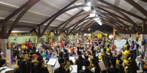 Feriadão na praia com muitas Atrações Temáticas de Páscoa