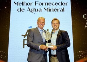 AGAS reconhece Fruki Bebidas como Melhor Fornecedor de Água Mineral