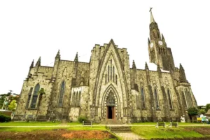 Padre é condenado por assédio sexual contra adolescente de 16 anos em Canela