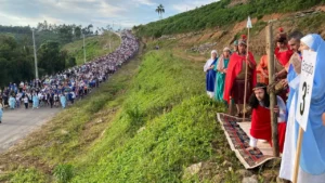 Fé e devoção marcam “Via Sacra” até o Cristo Protetor de Encantado