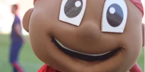 Saci do Inter é alvo de nova denúncia de importunação sexual ocorrida no Gre-Nal