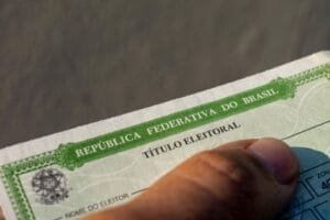 Eleitores têm até 8 de maio para regularizar ou emitir Primeiro Título Eleitoral