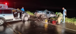 Acidente envolvendo três carros deixa quatro pessoas feridas em Terra de Areia