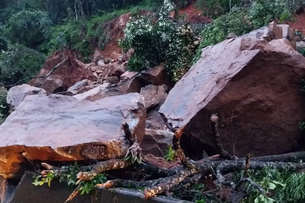 BR-101 segue sem previsão de liberação no trecho do Morro dos Cavalos, em Santa Catarina 5 4948047 fa4694fe1249d62