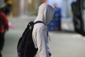 Massa de ar polar associada a ciclone extratropical traz temperatura baixa, geada e neblina ao RS