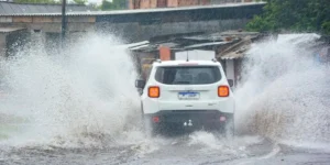 Ciclone formado na Argentina traz chuva forte e risco de inundações no RS, aponta MetSul