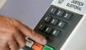 Eleições 2024: prazo para regularizar situação eleitoral termina dia 8 de maio