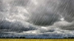 Temporais ingressam no RS com vento perto de 100 km/h