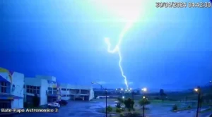 Observatório do interior do Rio Grande do Sul registra mais de 4 mil raios em 29 horas