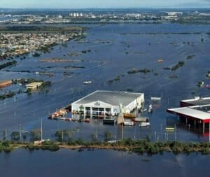 Havan tem segunda loja inundada nas cheias do Rio Grande do Sul