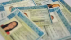 Segunda via da CNH gratuita para atingidos pelas enchentes já está disponível no Rio Grande do Sul