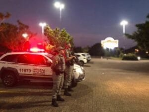 Policiais militares do 8º BPM reforçam policiamento em Osório