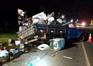 Colisão deixa ao menos uma pessoa ferida em Barro Vermelho